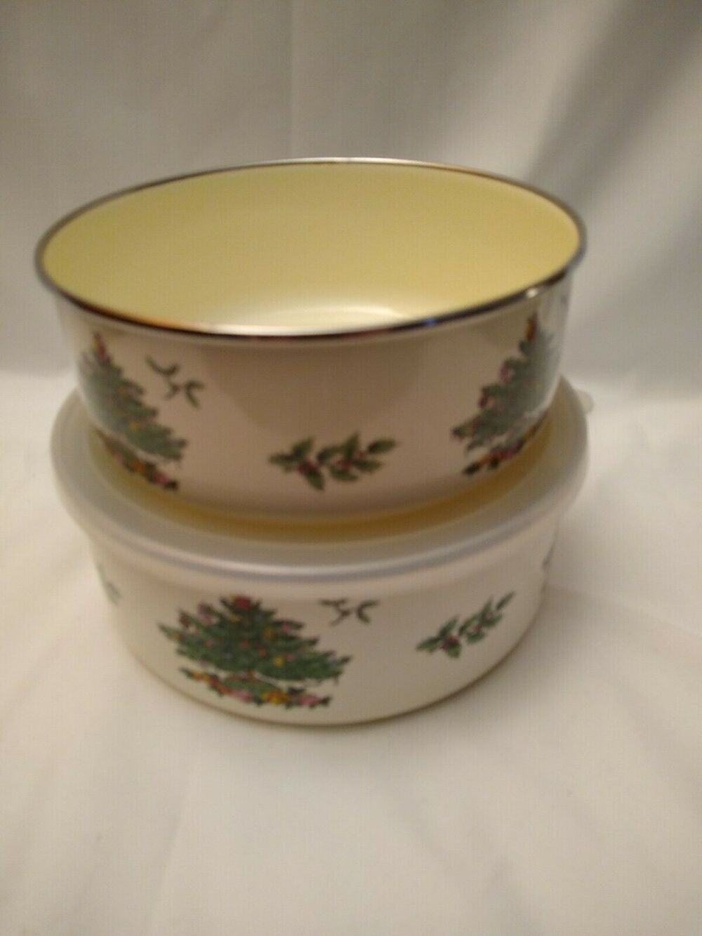 Vintage Metal Mixing Bowl Christmas